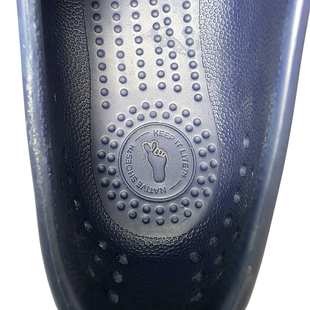 Native Navy Perforated Slip-On Shoes Unisex Mens Sz 7 Women's Size 9 Lightweight - Picture 10 of 12